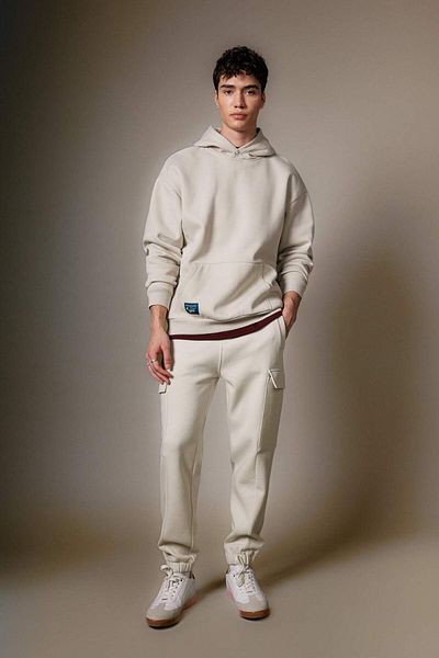 DeFacto Oversize Wide Fit Back Printed Hooded Kangaroo Pocket Sweatshirt B4751Ax24Sp