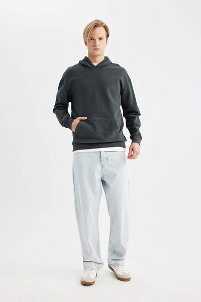 DeFacto Comfort Regular Fit Comfortable Fit Hooded Kangaroo Pocket Basic Plain Sweatshirt B4446Ax24Sp