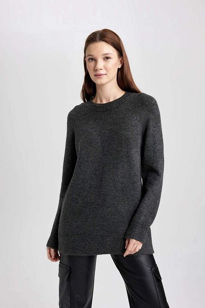 DeFacto Regular Fit Crew Neck Basic Plain Knitwear Sweater Tunic B2709Ax23Wn