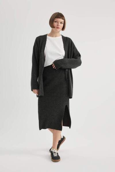 DeFacto Flexible Waisted Slit Midi Knitwear Skirt B3801Ax23Wn