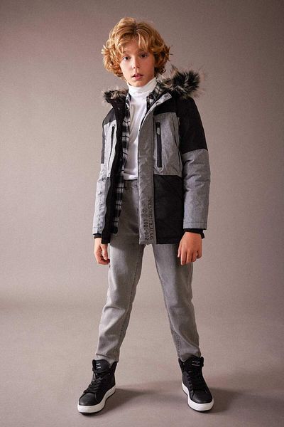 DeFacto Boy's Water Repellent Hooded Detachable Faux Fur Fleece Lined down Coat A2726A823Wn