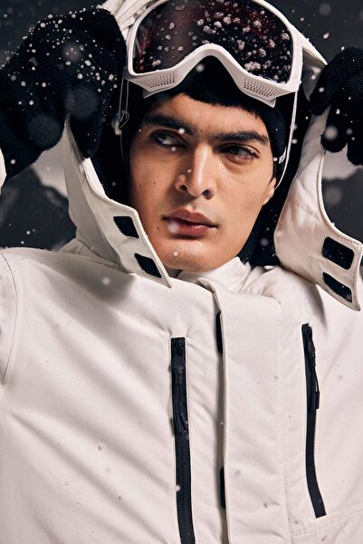 DeFacto DeFactoFit Αδιάβροχο Παλτό Σκι με Κουκούλα Fleece-Lined με Τσέπη με φερμουάρ X7422AZ23WN