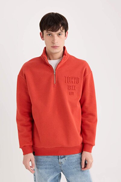 DeFacto Comfort Regular Fit Άνετη εφαρμογή με γιακά με φερμουάρ εμπριμέ φούτερ B0254AX23WN