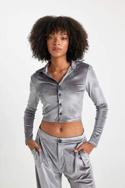 DeFacto Fitted Kadife Uzun Kollu Crop Gömlek B6530AX23WN