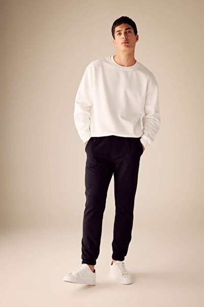 DeFacto بنطال رياضي بقصة ضيقة وأرجل مرنة