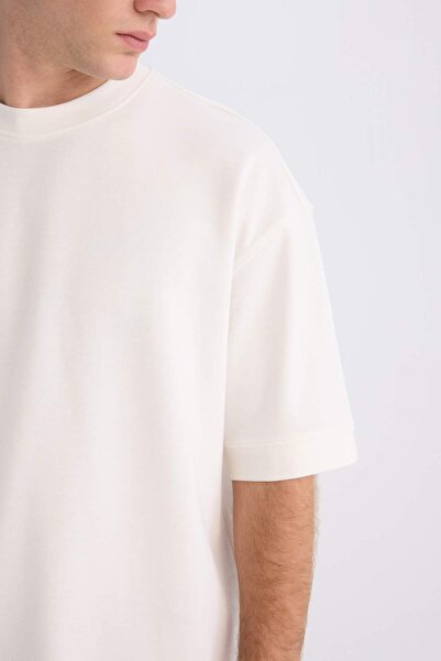 DeFacto Loose Fit Bisiklet Yaka Kısa Kollu Ağır Kumaş Basic Düz Tişört B4844AX23WN