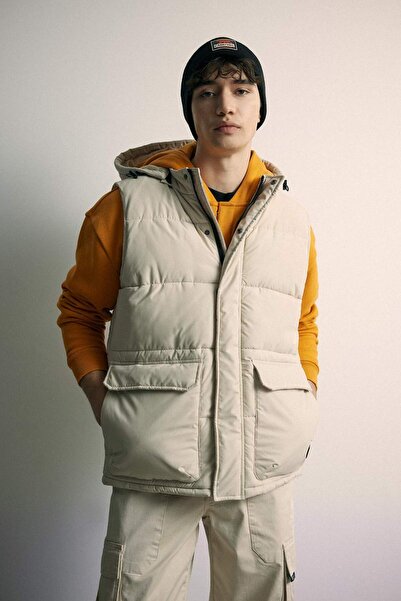 DeFacto Αδιάβροχο ελαφρύ φουσκωτό γιλέκο με αποσπώμενη κουκούλα με τσέπη με φερμουάρ Seasonal W5509AZ23AU