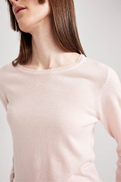 DeFacto Μαλακό πλεκτό πουλόβερ με κανονική εφαρμογή Crew λαιμόκοψης F7091AZ23WN