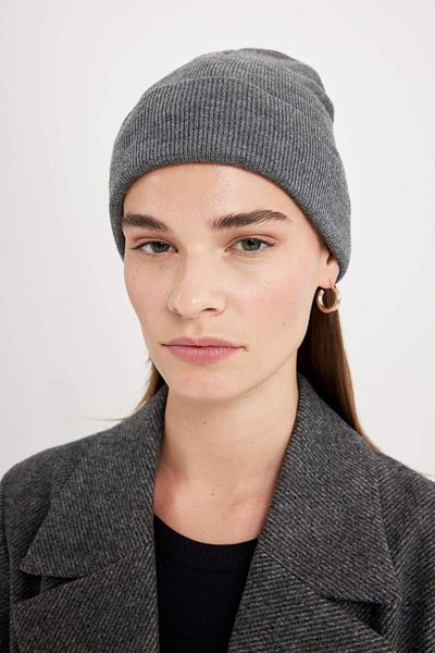 DeFacto Women's Knitwear Beret