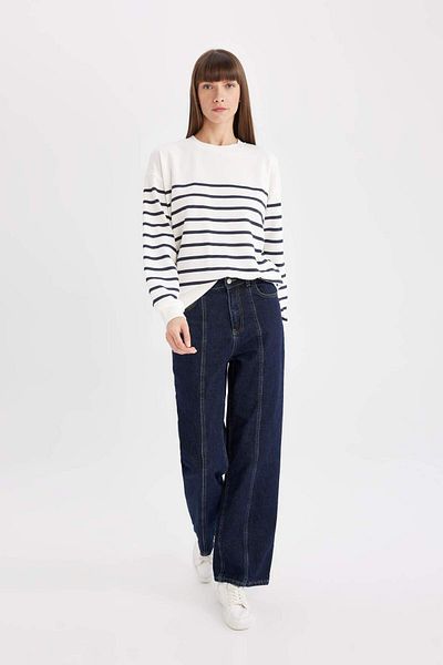 DeFacto Relax Fit Crew Neck Striped Slim Sweatshirt A9255Ax23Wn