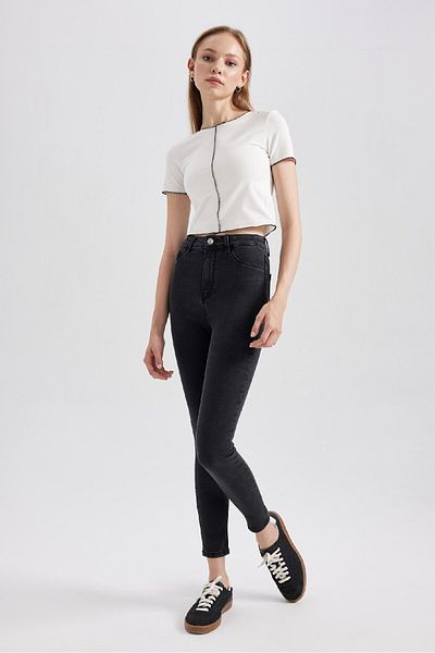 DeFacto Jeggings High Waist Skinny Leg with Pockets Ankle Length Basic Straight Jean Pants A5819Ax23Au