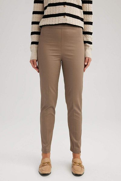 DeFacto Sigaret Satin Pants Navy Blue Regular Waist Basic Straight Elastic Waist Straight Leg J8743Az23Wn