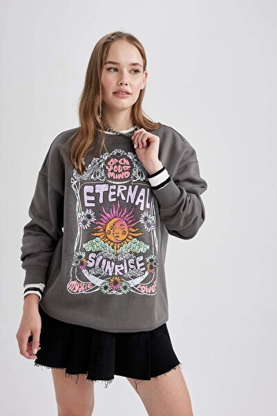 DeFacto Coool Oversize Fit Crew Neck Back Printed Sweatshirt A4756Ax23Wn
