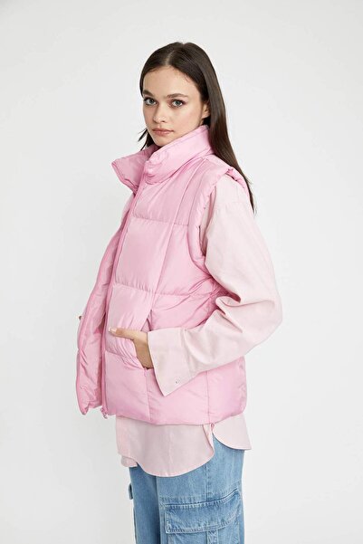 DeFacto Vodotěsná vesta Regular Fit B3234ax23au