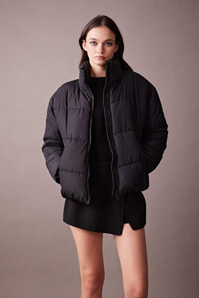 DeFacto Su Geçirmez Relax Fit Dik Yaka Şişme Mont A3631ax23wn