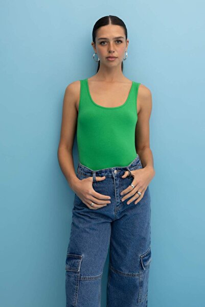 DeFacto Slim Fit Dar Kesim U Yaka Basic Düz Atlet I1059AZ23SM