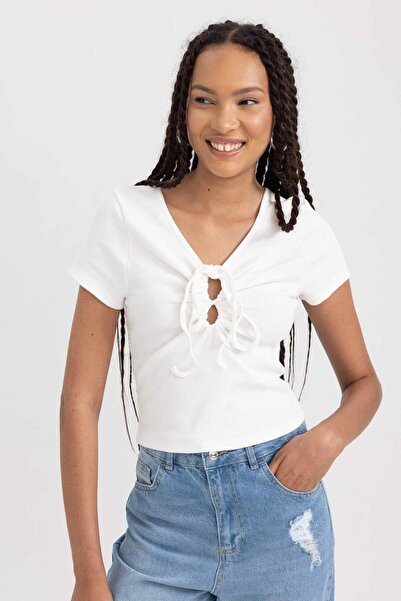 DeFacto Přiléhavé tričko s krátkým rukávem a výstřihem do V B1258AX23HS