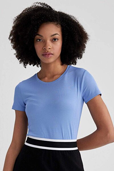 DeFacto DeFactoFit Standard Fit Crew Neck Sportovní tričko s krátkým rukávem A2443AX23SM