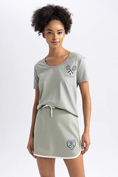 DeFacto DeFactoFit Sportovní tričko s krátkým rukávem a potiskem pro sportovce s výstřihem do V A7048AX23HS