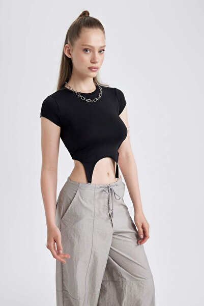 DeFacto Coool Fitted Kısa Kollu Tişört B2597AX23HS