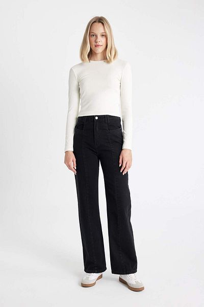 DeFacto Fitted Crew Neck Ribbed Camisole Long Sleeve T-Shirt Y9870Az23Sp
