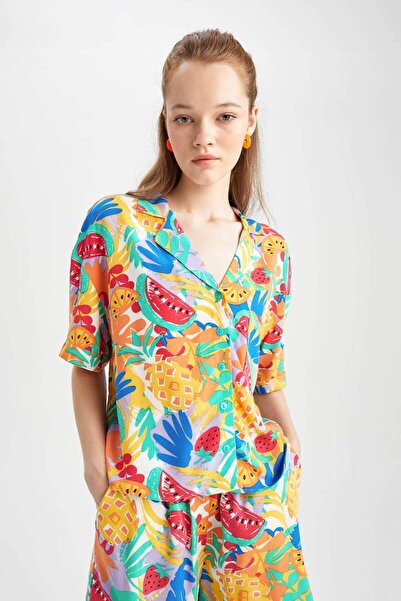DeFacto Coool Relax Fit Meyve Desenli Pijama Yaka Kısa Kollu Gömlek Y9107AZ22HS