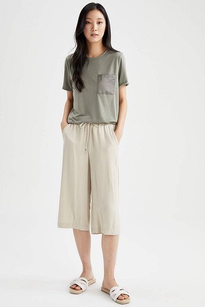 DeFacto Regular Fit Crew Neck Pocket Detail Short Sleeve T-Shirt N0032Az22Sm