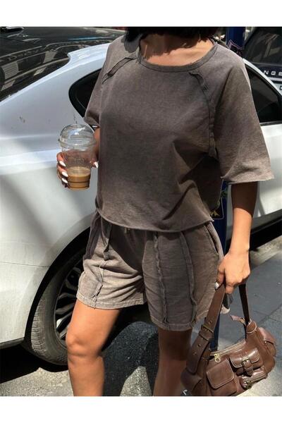 MU&ME BOUTİQUE مجموعة تي شيرت قصيرة من YIKAMALI