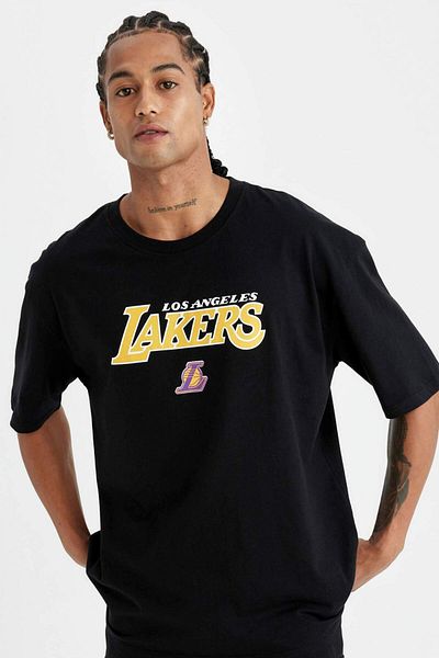 DeFacto Defactofit Nba Los Angeles Lakers Oversize Fit Crew Neck Short Sleeve T-Shirt T7062Az21Sp