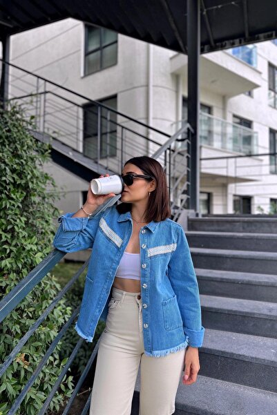 NEW LAVİVA Mânecă lungă albastră pentru femei, țesătură denim de calitate, detaliu dungi, fustă ciucuri, cămașă de blugi cu buzunar și jachetă de blugi