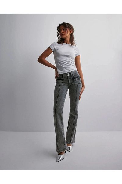 VibeGaia Low Waist Gray Bootcut Pocket Jeans