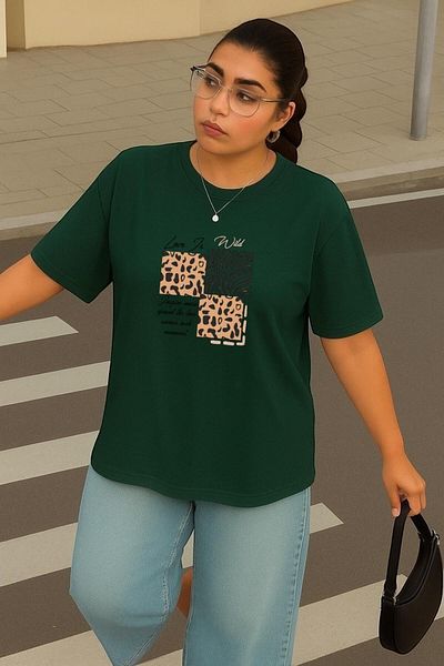 BENROMA 1 T-Shirt Gift for Purchases of 6 or More in Cart - Large Size Love Is Wild Printed Unisex T-Shirt