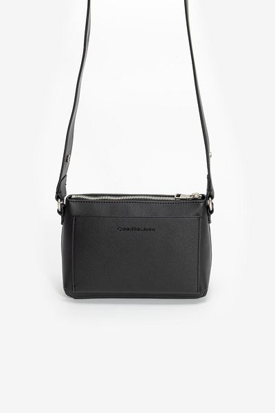 Calvin Klein SCULPTED CAMERA POUCH21 MONO