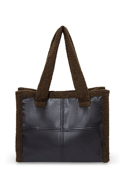 Mavi Black Shoulder Bag with Plush Detail 1911682 -900