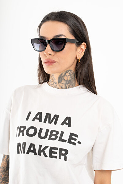 VAS.QUE Unisex Cateye Retro Sunglasses Uv400