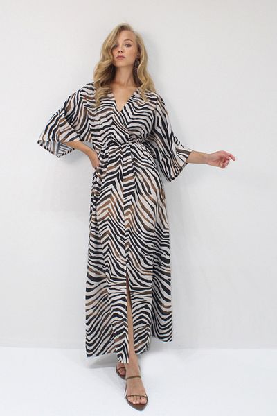VAGGON Women's Caramel-Black Double Breasted Collar Elastic Waist Bat Sleeve Slit Detail Maxi Length Dress Vs00220
