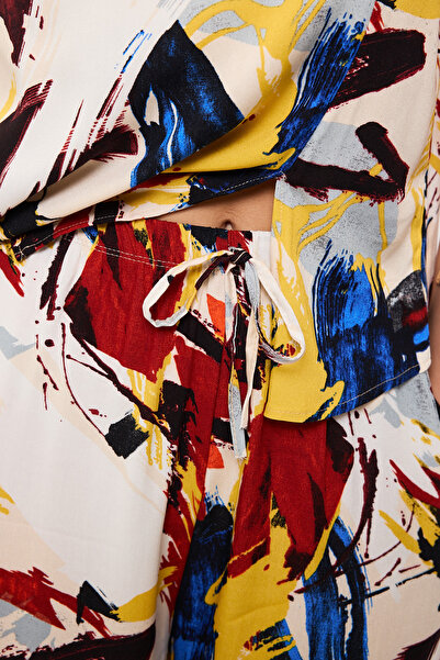 VAGGON Women's Ecru Red Tie-Waist Double Pocket Pants and Blouse Set Vs00367