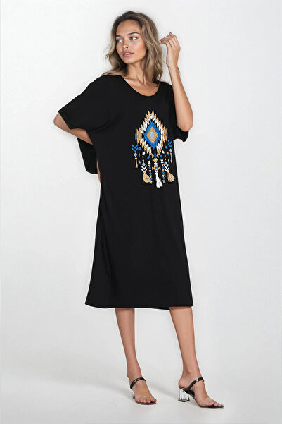 VAGGON Women's Black Embroidered Boat Neck Plus Size Dress Vs00353