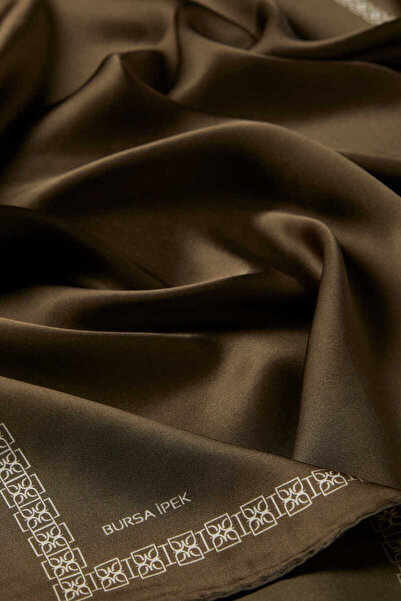 Bursa İpek Μεταξωτό φουλάρι με υδατική πεταλούδα με χακί άκρο