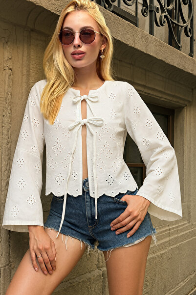 VAGGON Women's White Lace Embroidered Lace-Up Detailed Spanish Sleeve Blouse Vs00199