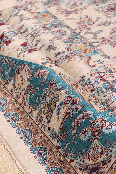 Bursa İpek Ecru Velvet Rug Prayer Rug