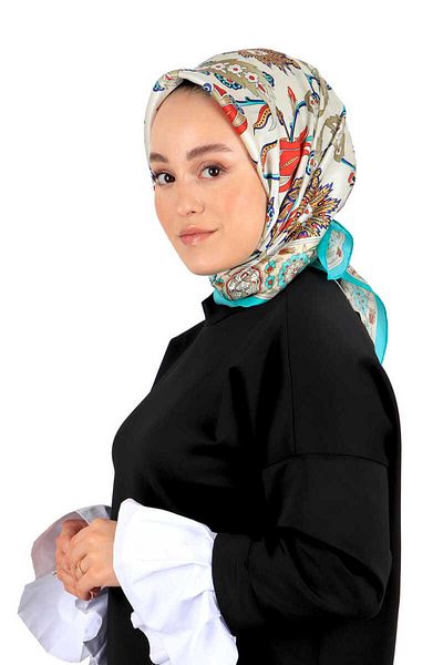 Bursa İpek Water Green Cream Ephesus Pattern Silk Scarf