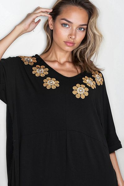 VAGGON Women's Black Floral Embroidery Asymmetrical Cut Double Pocket Plus Size Dress Vs00296
