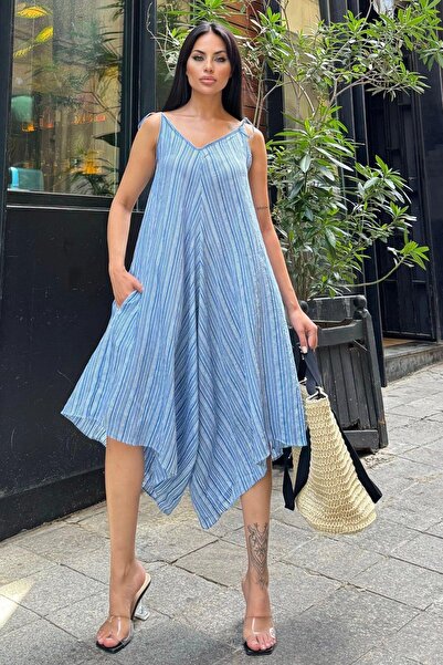 NEW LAVİVA Salopetă de damă asimetrică cu bretea albastră - țesătură texturată și lejeră