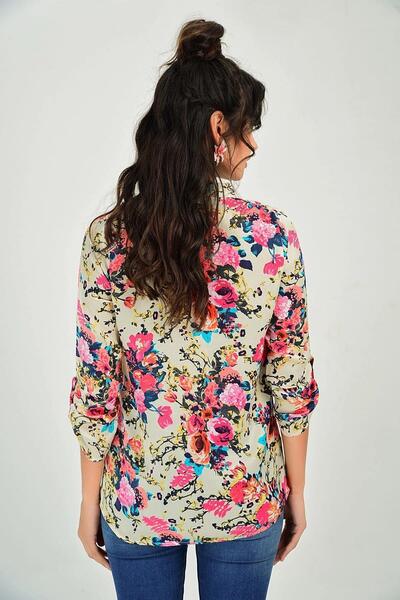 NEW LAVİVA Kadın Ekru Klasik Yaka Uzun Kol Çiçek Desenli Regular Kesim Gömlek