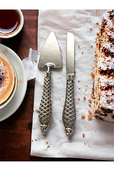 CHANCE GİFT مجموعة من قطعتين من أدوات المطبخ المعدنية المصبوبة، سكين كيك وملعقة تقديم لتقديم الكيك والحلويات |   مجموعة هدايا في علبة