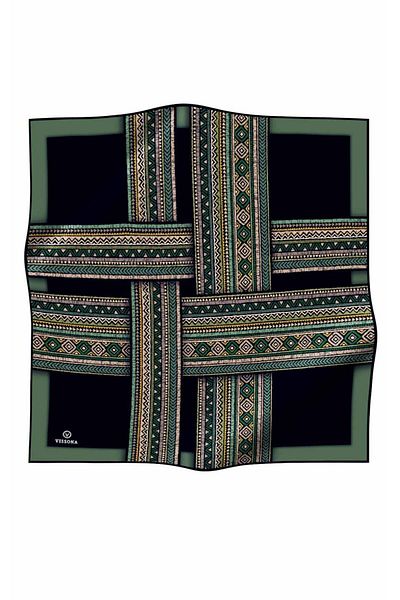 Vissona 57% Silk 43% Viscontwill Silk Ethnic Pattern Black - Emerald Green Colored 90X90 Scarf Planting Shape :