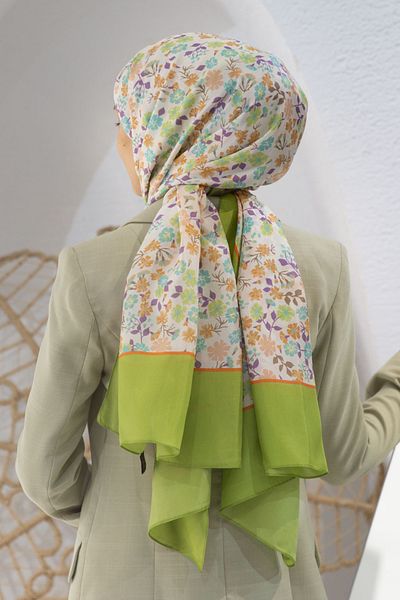 Vissona 100% Silk Crispy Flower Patterned Pistachio Green Colored 92X210 Shawl
