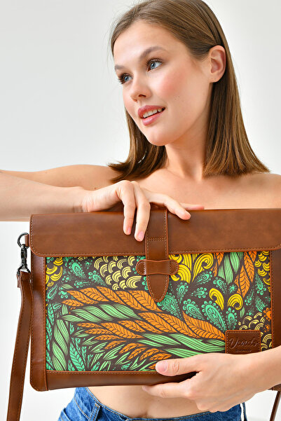 Vardo Δερμάτινη θήκη και χαρτοφύλακας Helene Long Strap '' Macbook Pro-Air 15 ιντσών 42x28