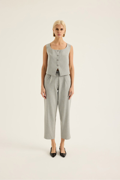 Sevilen Tekstil مطوي السراويل عالية الخصر